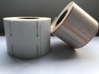 不干胶标签这样使用光油，效果超乎你想象。